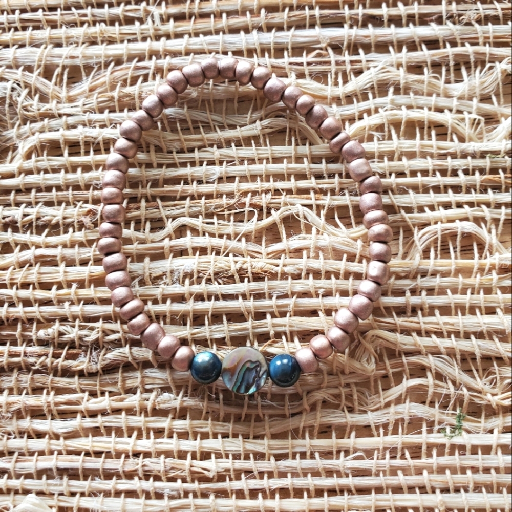 Rose Gold With Abalone Beaded Bracelet